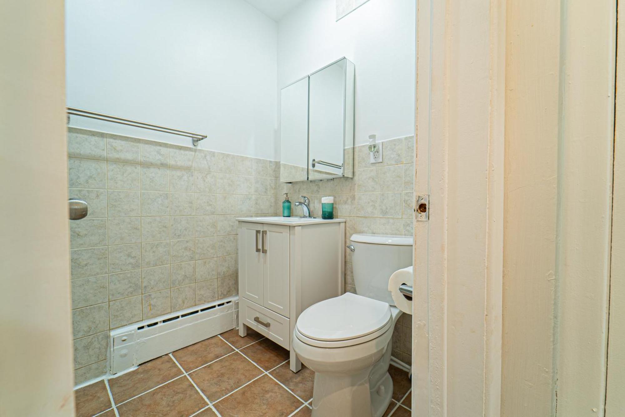 Quiet & Comfortable Double Private Room, Free Parking Τορόντο Εξωτερικό φωτογραφία