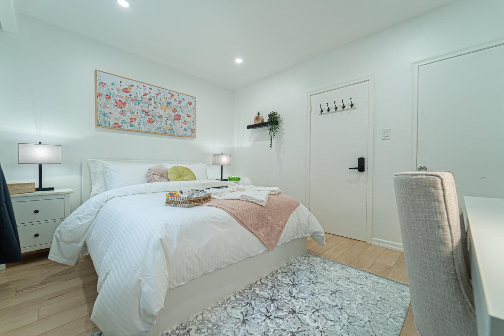 Quiet & Comfortable Double Private Room, Free Parking Τορόντο Εξωτερικό φωτογραφία